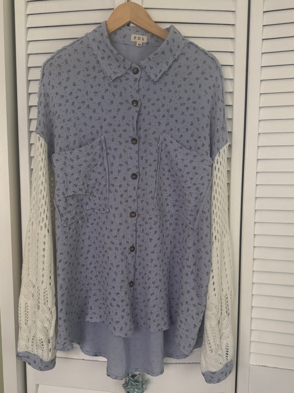 POL Light Blue Floral Button-Down Tunic/Shacket with Cream Open-Knit Sleeves